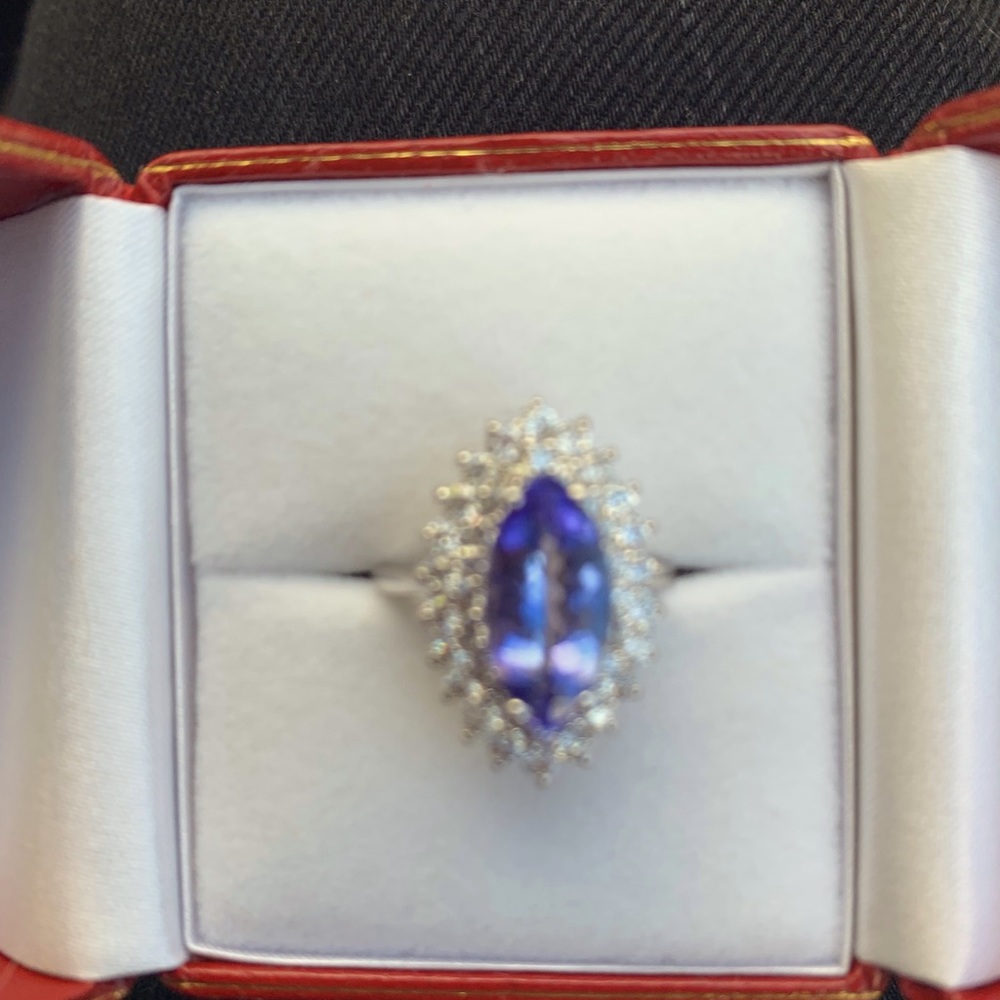 Tanzanite diamond size 7